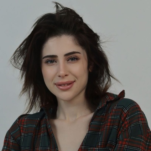 Lindsay H.
